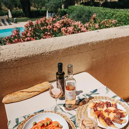 Chateau Canet Nyaraló *