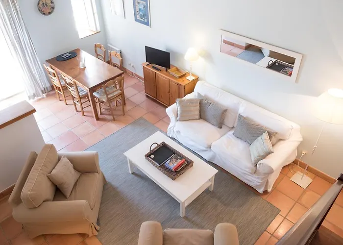 度假居 卡奈城堡酒店 *